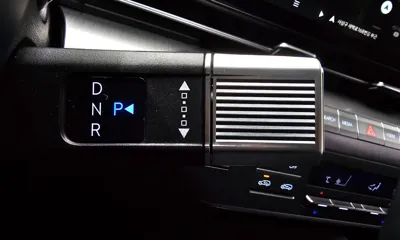 Hyundai Kona 2025, 42779 км, за 15827.8 USD - фото 9