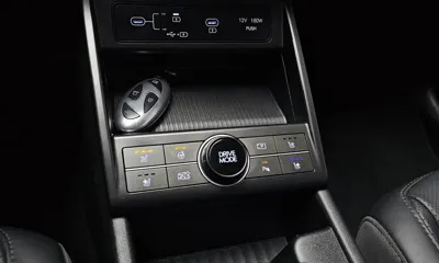 Hyundai Kona 2025, 42779 км, за 15827.8 USD - фото 18
