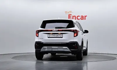 Kia Seltos 2024, 10592 км, за 16946.92 USD