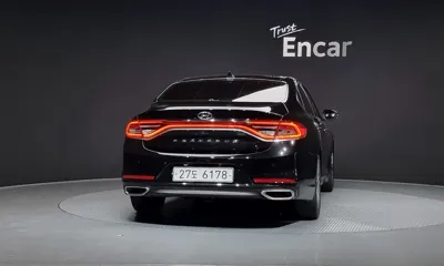 Hyundai Grandeur 2017, 99793 км, за 9721.49 USD