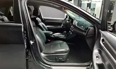 Hyundai Grandeur 2017, 99793 км, за 9721.49 USD - фото 10