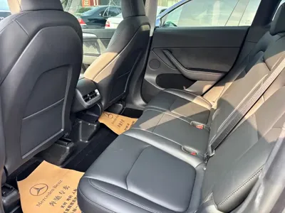 Tesla Model Y 2024, 40000 км, за 27662.79 USD