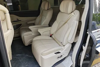 Voyah Dream 2024, 23000 км, за 34686 USD