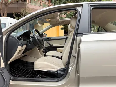 Skoda Rapid 2014, 130000 км, за 2207.14 USD - фото 6