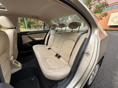 Skoda Rapid 2014, 130000 км, за 2207.14 USD - фото 8