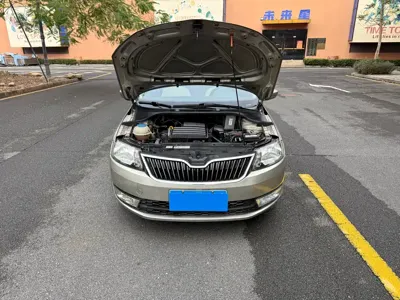 Skoda Rapid 2014, 130000 км, за 2207.14 USD - фото 14