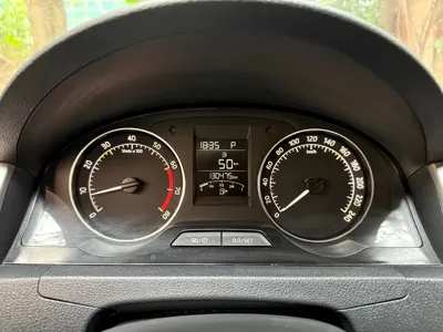 Skoda Rapid 2014, 130000 км, за 2207.14 USD - фото 17