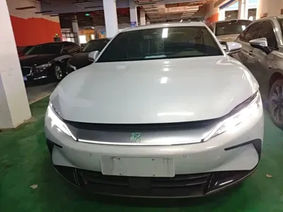 BYD Han 2024, 24500 км, за 15273.39 USD
