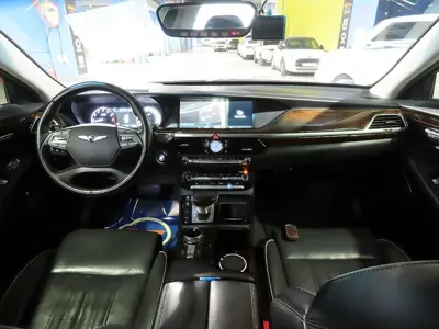 Genesis EQ900 2016, 170234 км, за 9321.26 USD