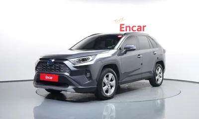 Toyota RAV4 · 2019 год