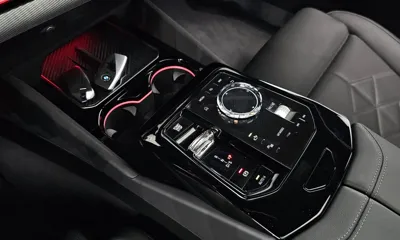BMW 5-Series 2025, 9666 км, за 55895.8 USD - фото 9