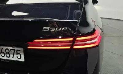 BMW 5-Series 2025, 9666 км, за 55895.8 USD - фото 23