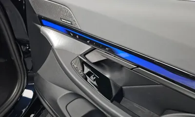 BMW 5-Series 2025, 9666 км, за 55895.8 USD - фото 43