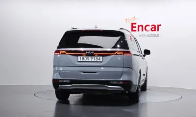 Kia Canival 2023, 137316 км, за 15032.17 USD