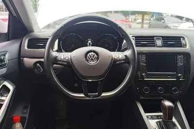 Volkswagen Sagitar 2018, 72100 км, за 9611 USD - фото 13