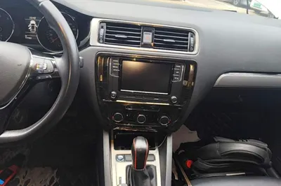 Volkswagen Sagitar 2018, 72100 км, за 9611 USD - фото 15