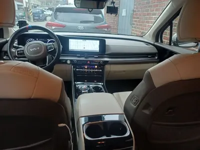 Kia Canival 2022, 78000 км, за 16604.8 USD
