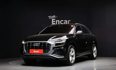 Audi Q8 · 2022 год