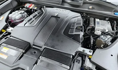 Audi Q8 2022, 67318 км, за 42616.45 USD - фото 6