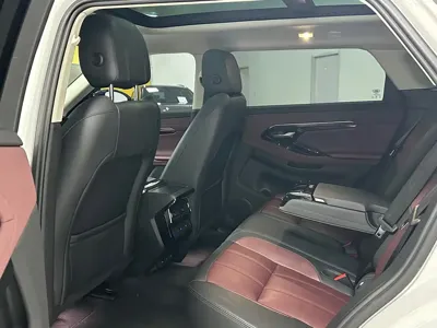 Land Rover Evoque 2023, 23000 км, за 21099.55 USD