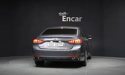 Hyundai Genesis 2016, 89143 км, за 9915.4 USD