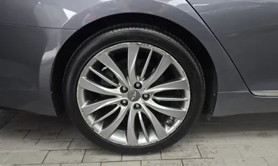 Hyundai Genesis 2016, 89143 км, за 9915.4 USD