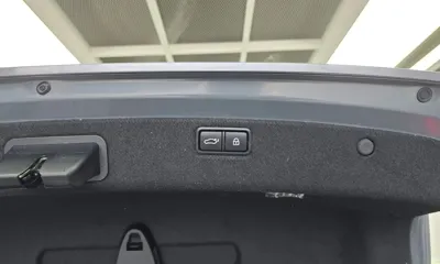 Hyundai Genesis 2016, 89143 км, за 9915.4 USD - фото 31