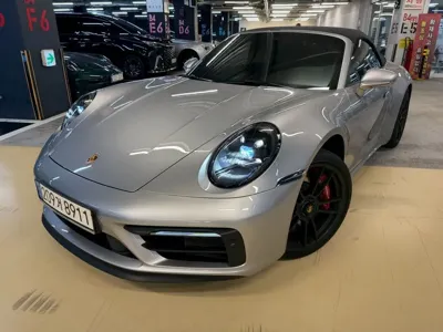 Porsche 911 2022, 14000 км, за 126763.26 USD