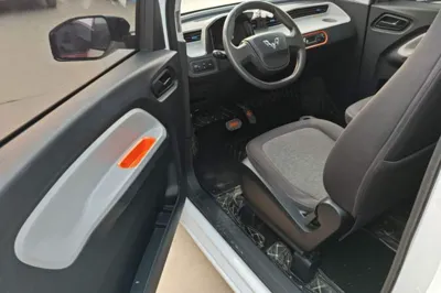 Wuling Hongguang MINIEV 2021, 52100 км, за 4158 USD - фото 18