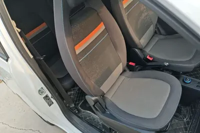 Wuling Hongguang MINIEV 2021, 52100 км, за 4158 USD - фото 19