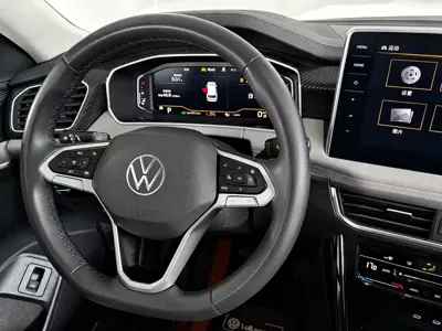 Volkswagen Tayron 2022, 37000 км, за 25669.75 USD - фото 9