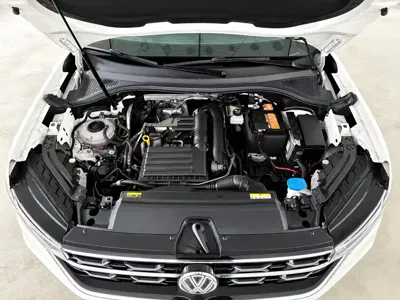 Volkswagen Tayron 2022, 37000 км, за 25669.75 USD - фото 12