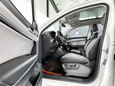 Volkswagen Tayron 2022, 37000 км, за 25669.75 USD - фото 16