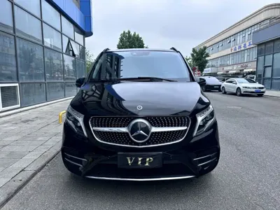 Mercedes-Benz V-Class 2022, 110000 км, за 39434.2 USD