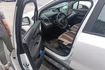 Buick Encore 2015, 131900 км, за 3885 USD - фото 16