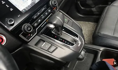 Honda CR-V 2017, 94447 км, за 13214.4 USD - фото 9
