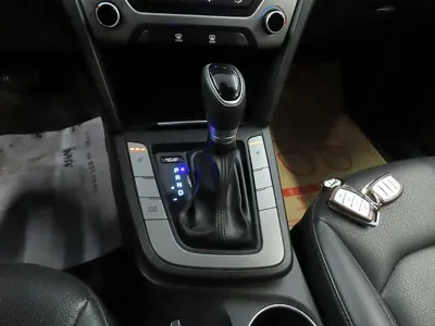 Hyundai Avante 2018, 130428 км, за 5960.26 USD - фото 13