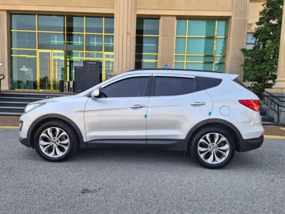 Hyundai Santafe 2013, 171801 км, за 5089.9 USD