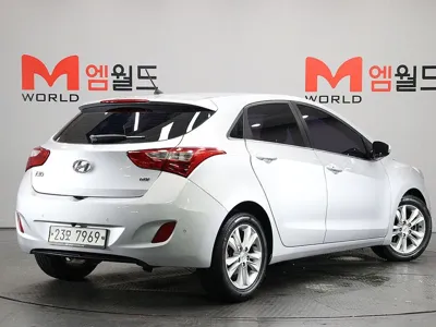 Hyundai i30 2015, 132916 км, за 3187.62 USD