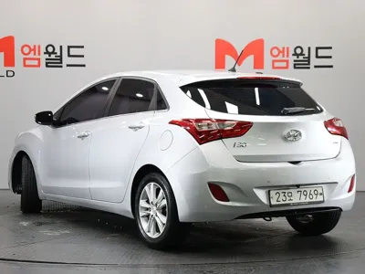 Hyundai i30 2015, 132916 км, за 3187.62 USD