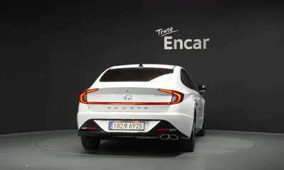 Hyundai Sonata 2022, 75751 км, за 14000.12 USD