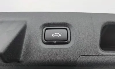 Hyundai Santafe 2022, 8308 км, за 18051.73 USD - фото 15