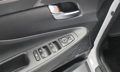Hyundai Santafe 2022, 8308 км, за 18051.73 USD - фото 27