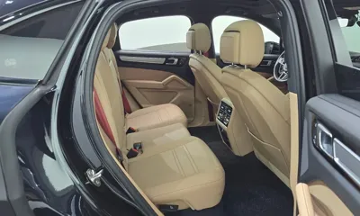Porsche Cayenne 2022, 17081 км, за 74991.73 USD - фото 12
