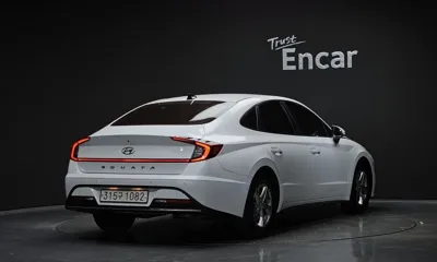 Hyundai Sonata 2020, 98023 км, за 8861.76 USD