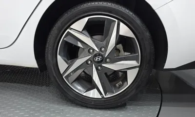 Hyundai Avante 2022, 34517 км, за 14832.18 USD - фото 21