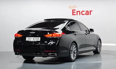 Hyundai Genesis 2015, 217134 км, за 4851.21 USD