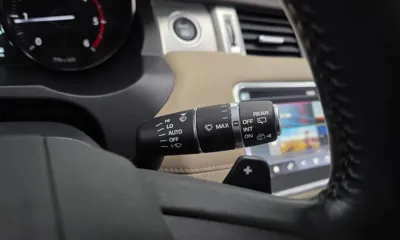 Land Rover Range Rover Evoque 2018, 120945 км, за 7100.98 USD - фото 19