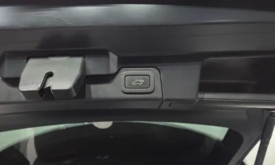 Land Rover Range Rover Evoque 2018, 120945 км, за 7100.98 USD - фото 20