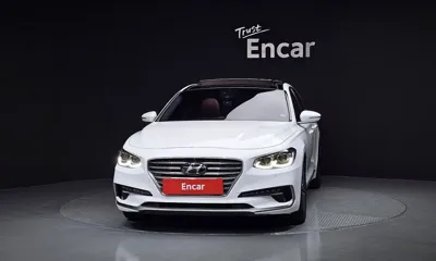 Hyundai Grandeur 2018, 121744 км, за 9904.19 USD